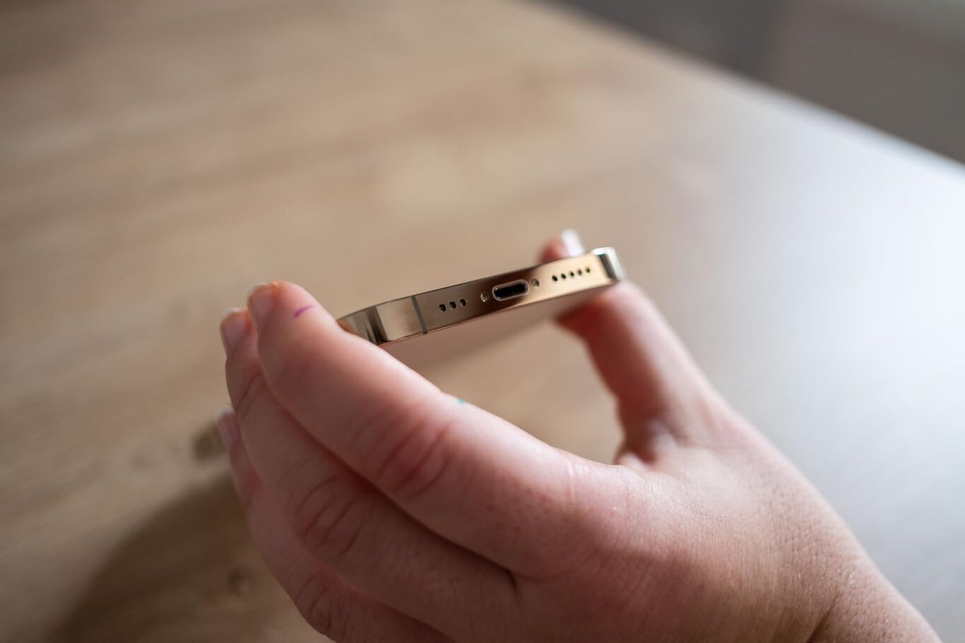 Apple iPhone 13 Pro (Fully Unlocked) - Gold - 512 GB | TekReplay